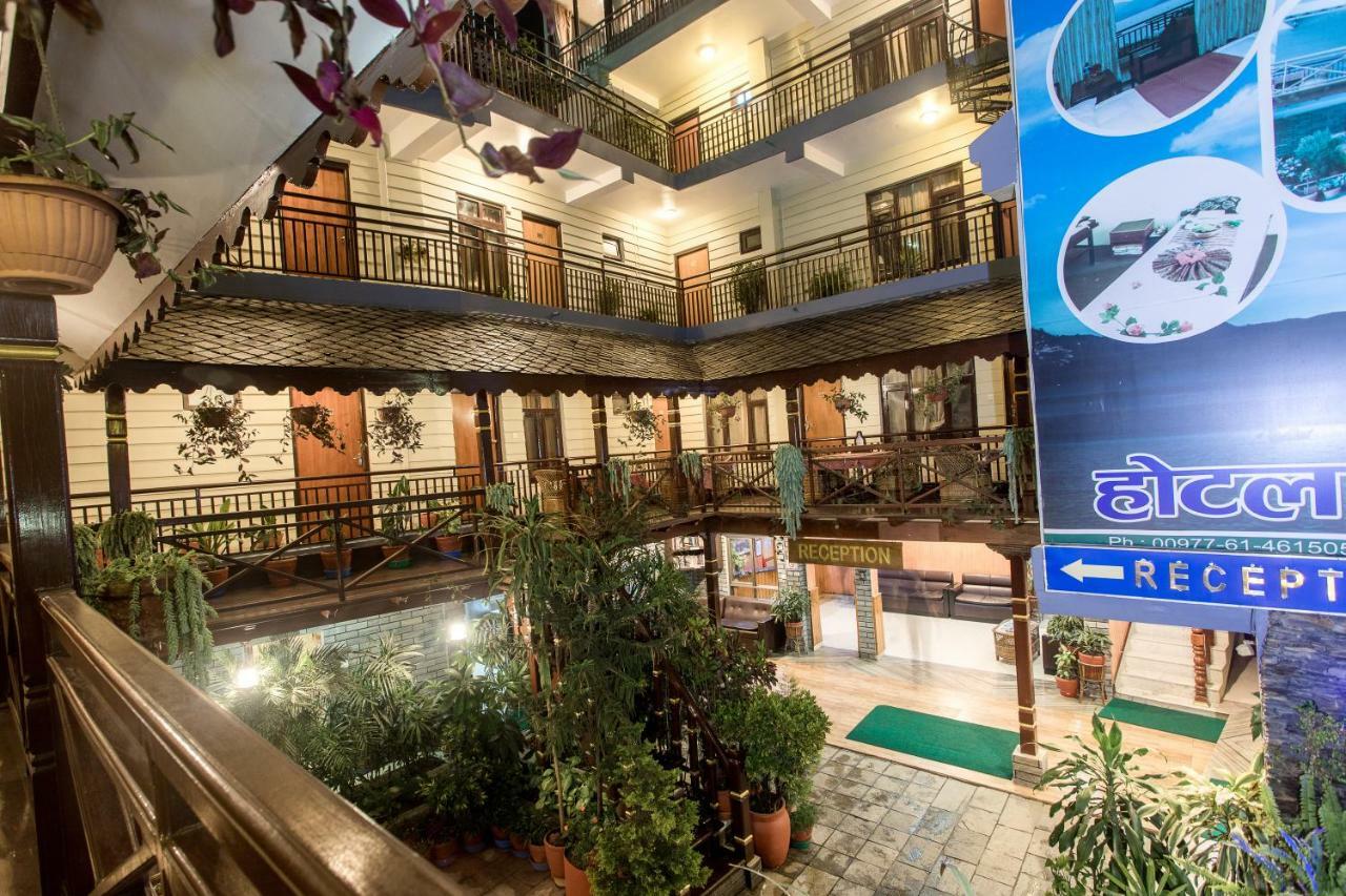 Hotel Peace Plaza Покхара Экстерьер фото