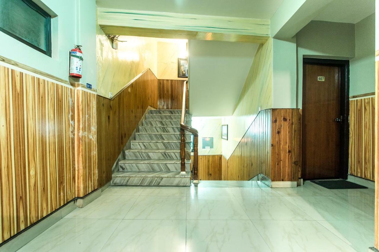 Hotel Peace Plaza Покхара Экстерьер фото